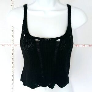 Distressed Cropped Knit Tank Top Sleeveless V-neck Sweater. Black. Tag Size 8/10